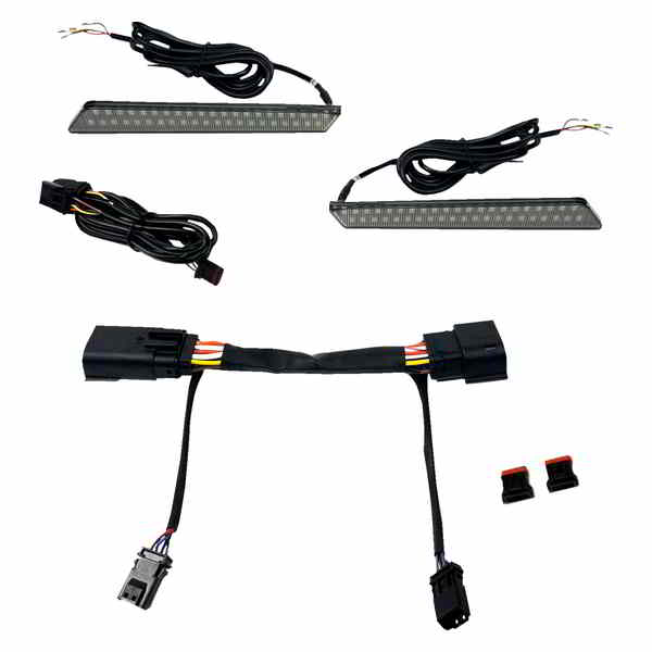 【並行輸入品】 カスタムダイナミクス LEDラッチライト - サドルバッグ - スモークレンズ CD-LATCH-23-S 20403234